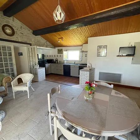 Gite Au Coeur D'un Domaine Equestre, 2 Chambres, Wifi, Jardin Privatif, Animaux Bienvenus - Fr-1-426-521 *